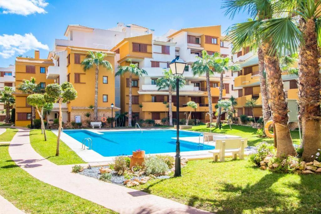 Cc8 By Zanis Torrevieja Exterior foto