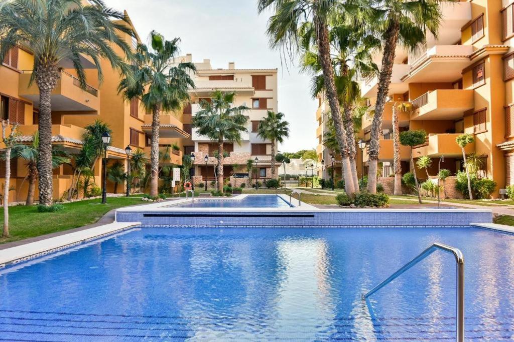 Cc8 By Zanis Torrevieja Exterior foto